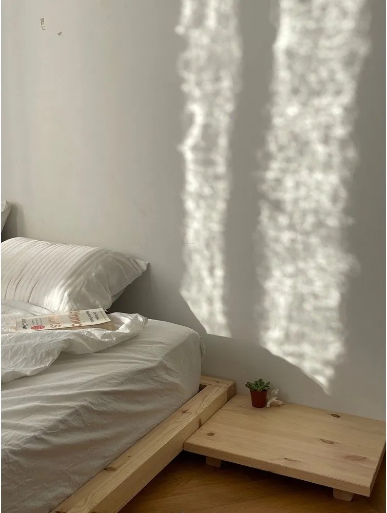 Łóżko jednoosobowe z litego drewna sosnowego bez zagłówka ze stelażem 120x200 cm w naturalnym kolorze Dock – Karup