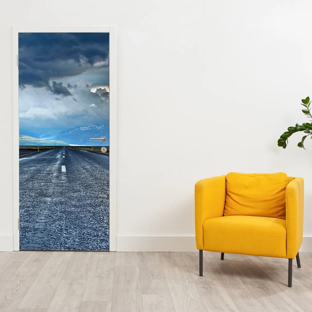 Fototapeta na drzwi - Droga w burzy (95x205cm)