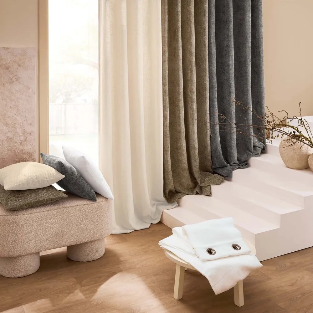 Beżowa zasłona z szenilu 140x260 cm Leo – douceur d'intérieur