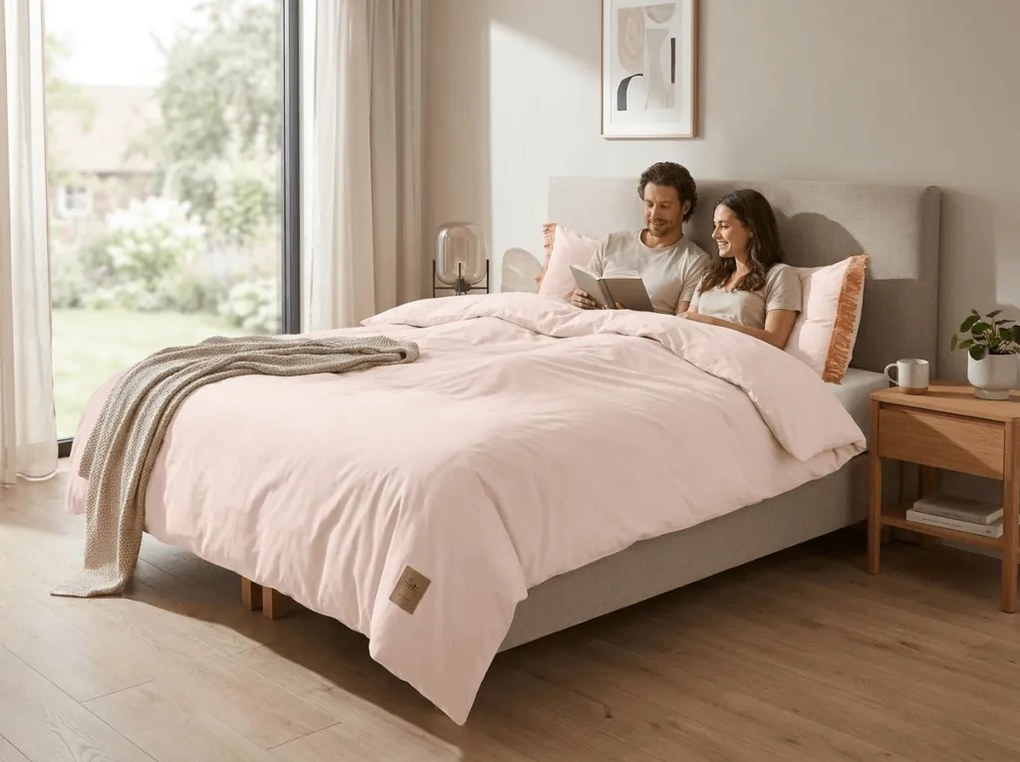 PrzytulneMieszkanie.pl PrzytulneMieszkanie.pl PROMOCJA Bawełniana pościel ÉCLAT jasnoróżowa II.jakość Rozmiar pościeli: 2 szt 60 x 70 cm | 200 x 220 cm