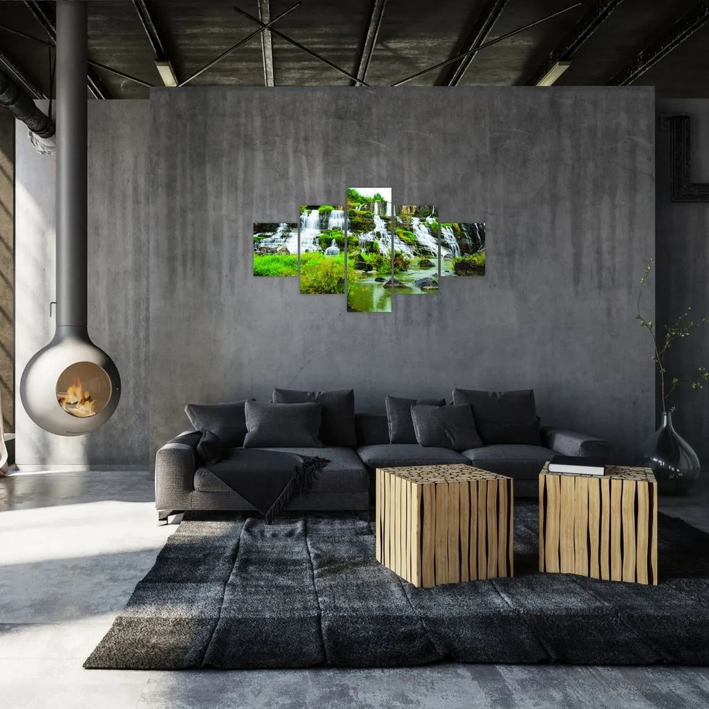 Obraz - wodospady z zielenią (125x70 cm)