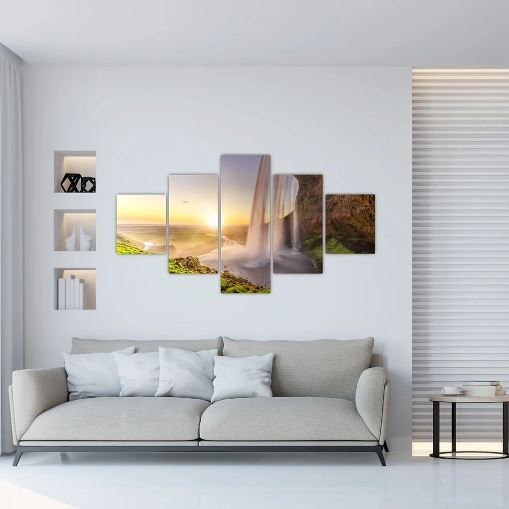 Obraz - Seljalandsfoss od tyłu jaskini (125x70 cm)