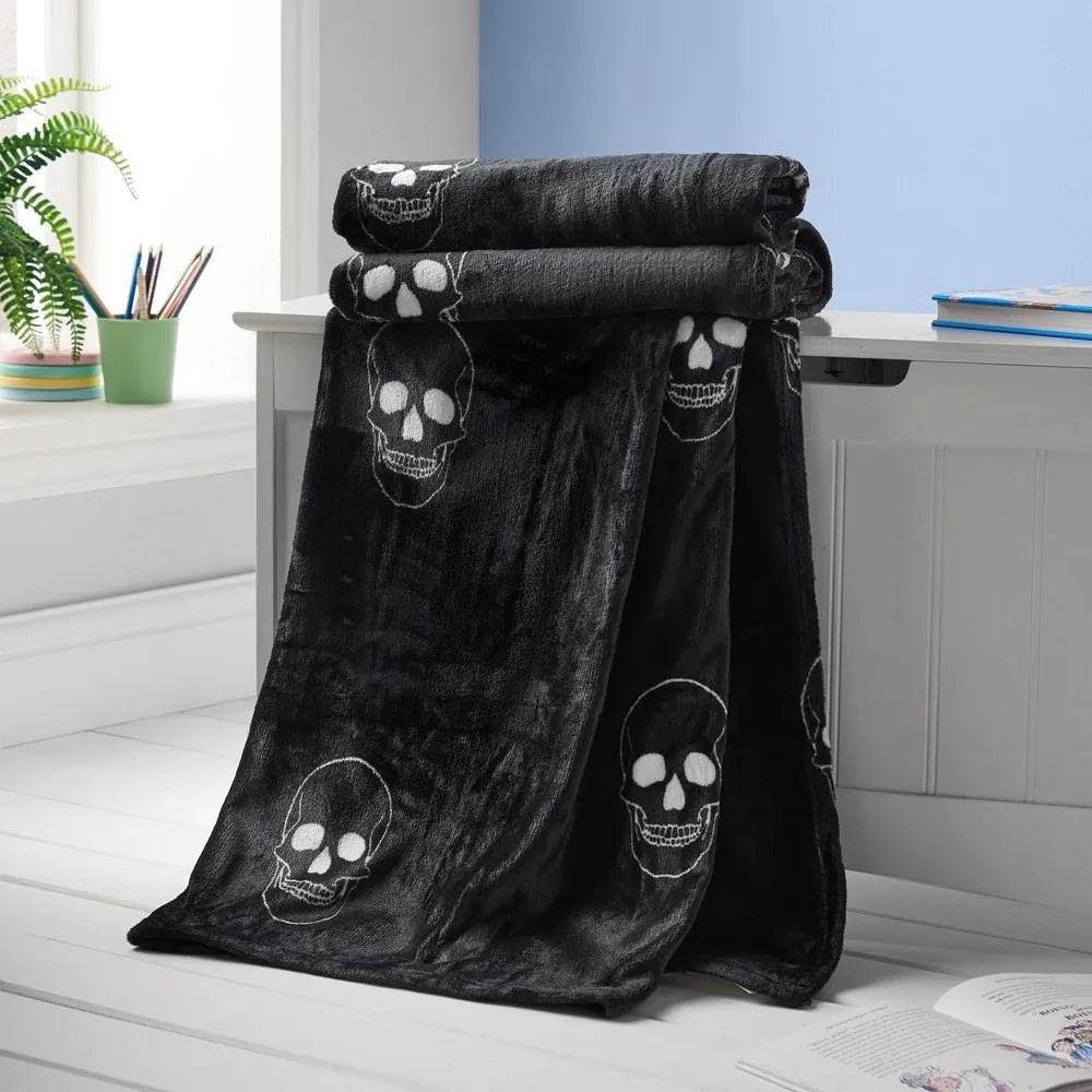 Ciemnoszary koc dziecięcy z mikropluszu 130x170 cm Skulls – Catherine Lansfield