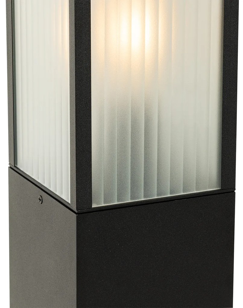 Zewnetrzna Lampa stojąca zewnętrzna czarna z żebrowanym szkłem 80 cm IP44 - Charlois Nowoczesny Oswietlenie zewnetrzne