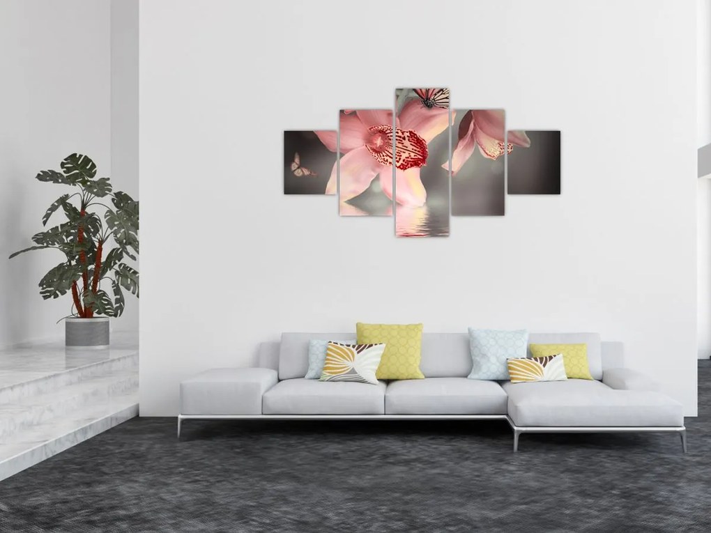 Obraz - Kwiaty i motyl (125x70 cm)