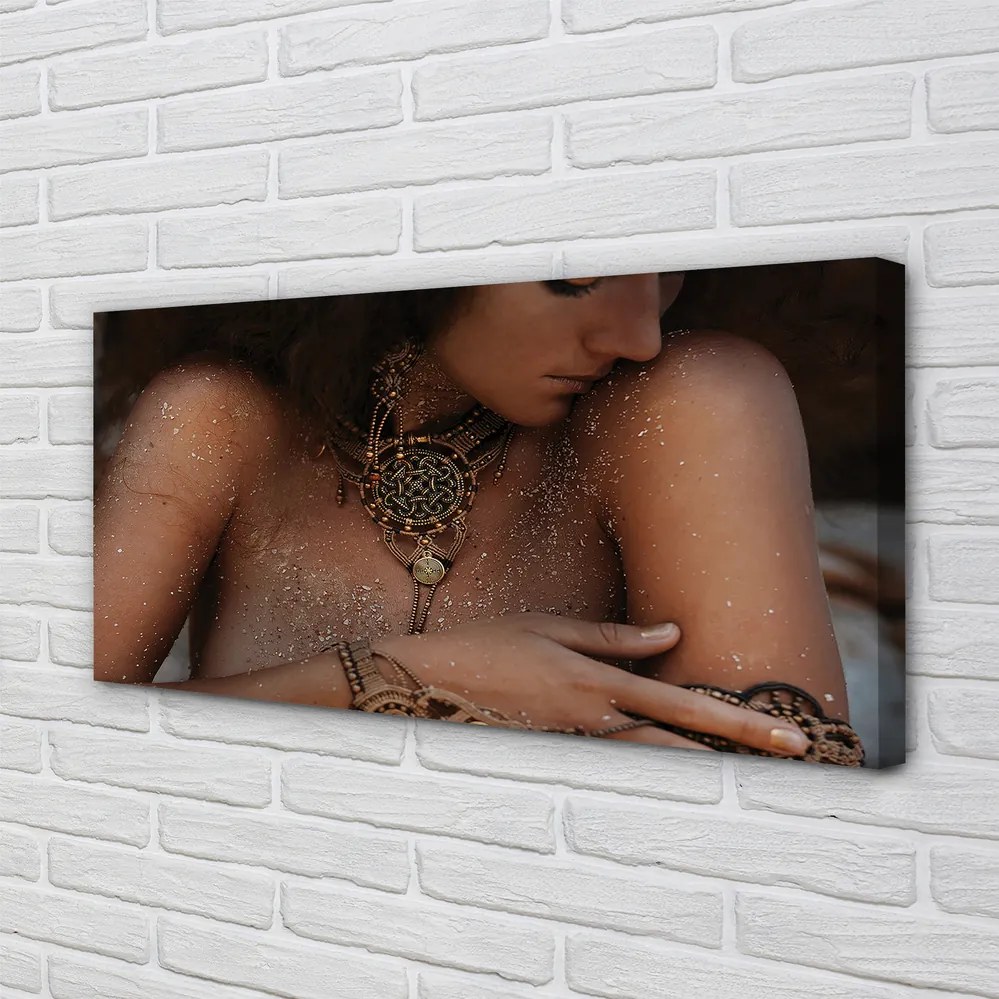 Zdjęcie na płótnie Kobieta w Biżuterii