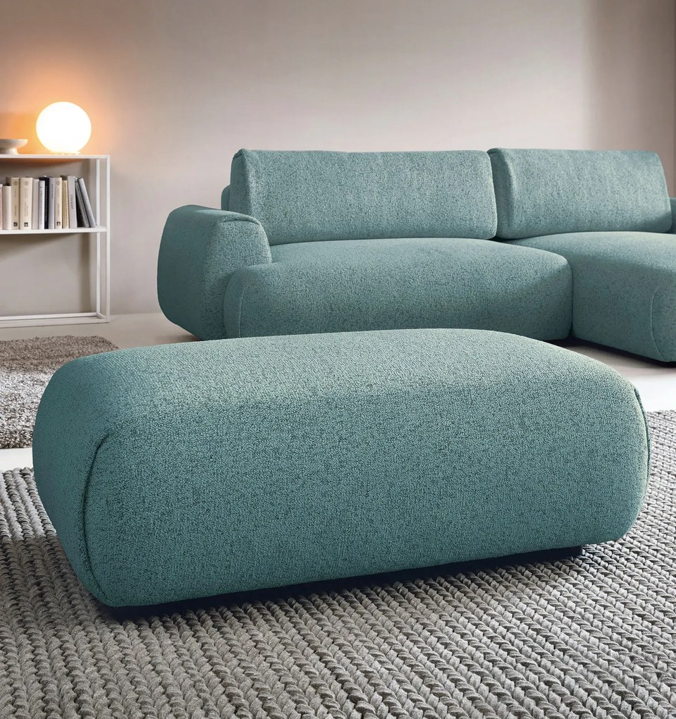 Szaroniebieska duża pufa salonowa na nóżkach P1-B00