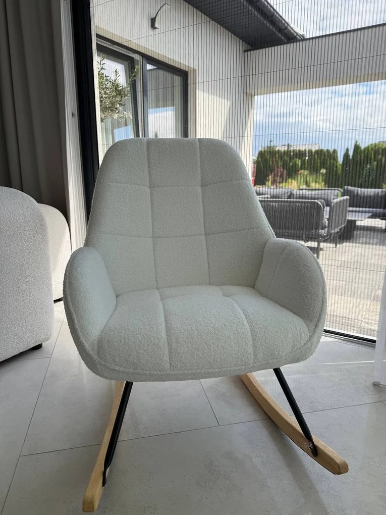 Fotel bujany do salonu, sypialni, na płozach jasny beż, tkanina boucle, FW2