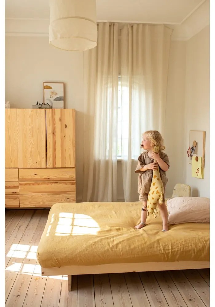 Naturalne łóżko z litego drewna sosnowego ze stelażem 90x200 cm Kanso – Karup Design