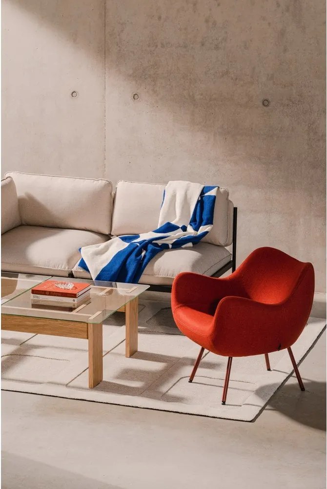 Czerwony wełniany fotel RM58 – noo.ma