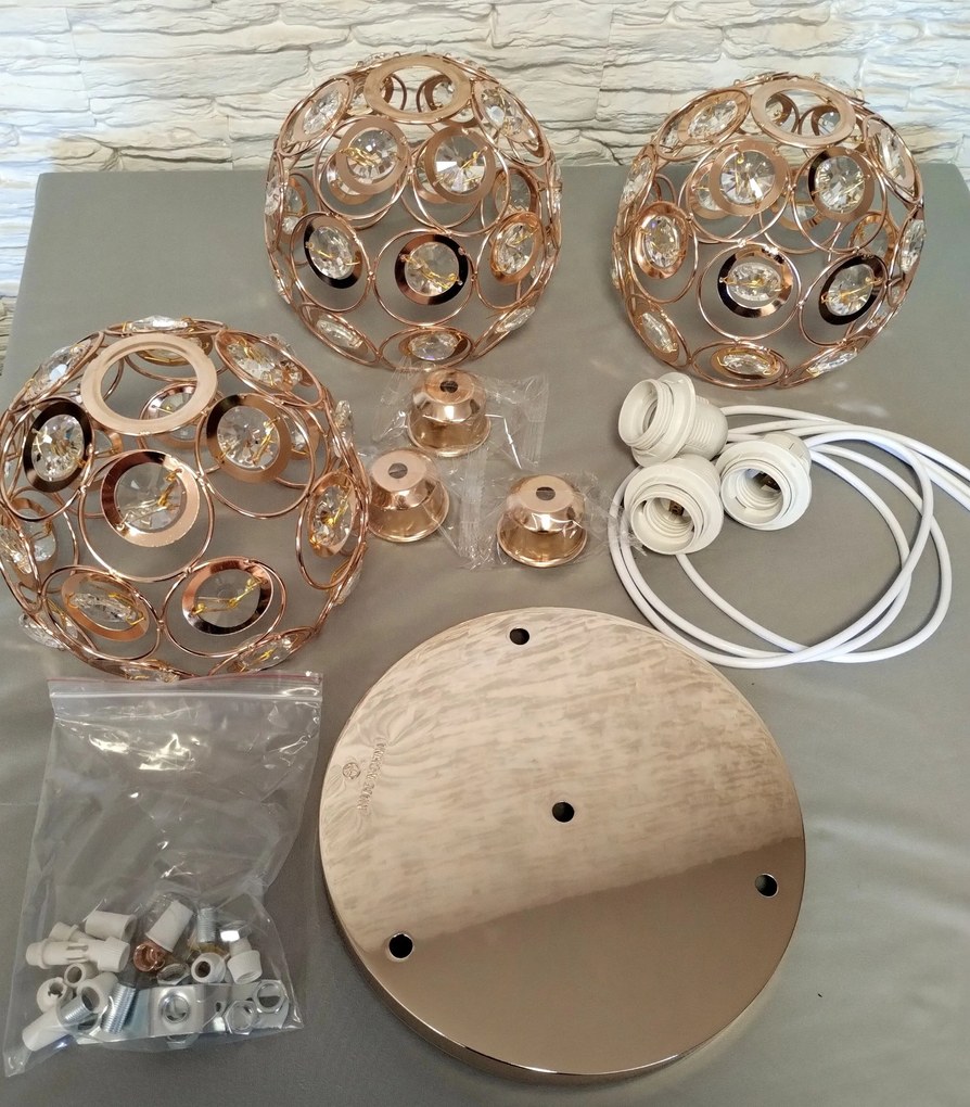Lampa sufitowa z ażurowymi kloszami i kryształkami wisząca AT10-3SZ-Złoto
