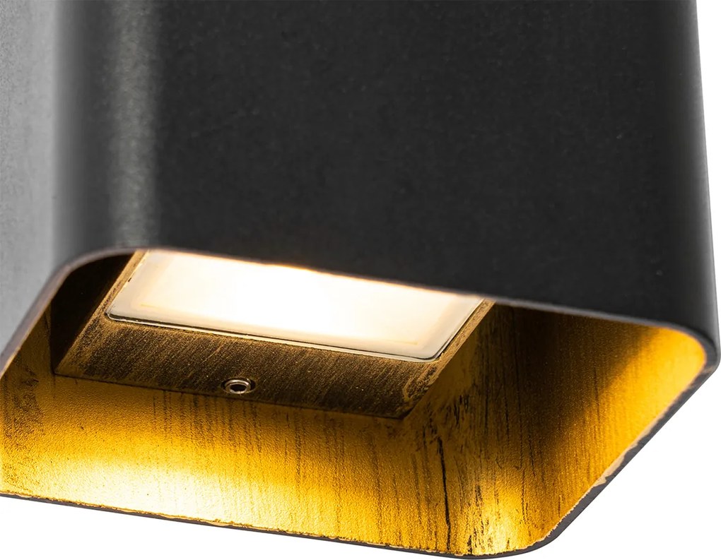 Nowoczesna lampa ścienna czarna w komplecie z LED IP54 kwadratowa - Evi