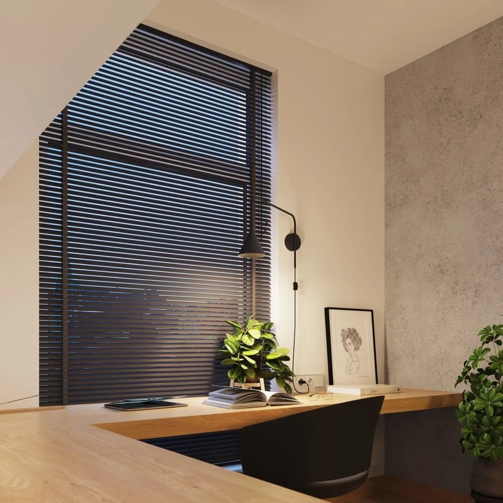 Czarny kinkiet do kontaktu Zylo – Sollux