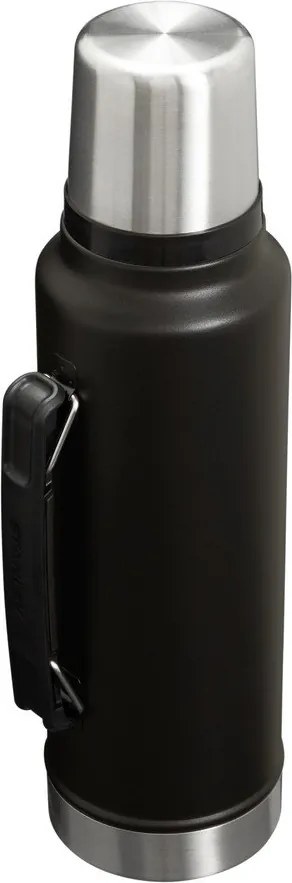 Czarny termos ze stali nierdzewnej 1,4 l Legendary Classic Bottle Black 2.0 – Stanley