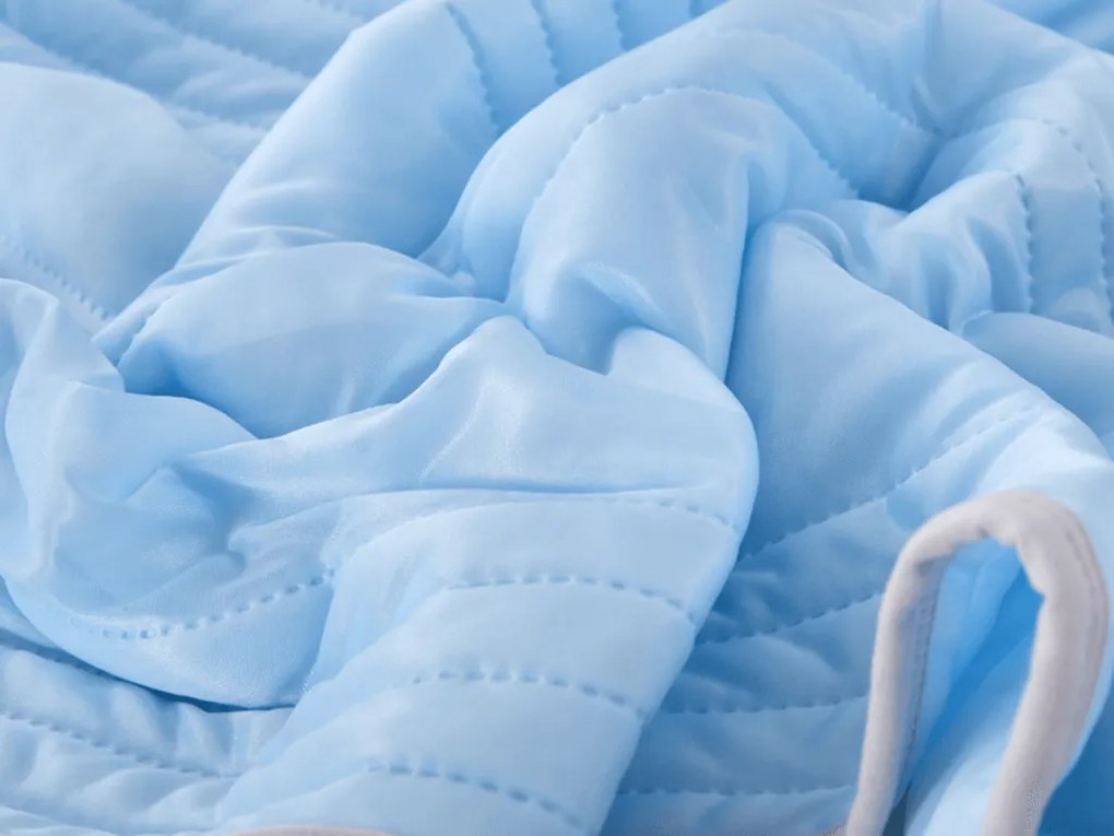 Chłodząca letnia kołdra CELIA, niebieska Rozmiar: 140 x 200 cm