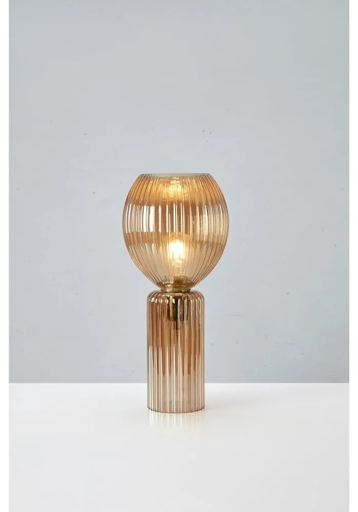Lampa stołowa w bursztynowym kolorze ze szklanym kloszem (wysokość 40 cm) Toulipa – Markslöjd