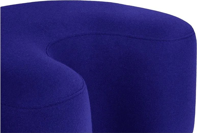 Niebieski wełniany puf Ü – noo.ma