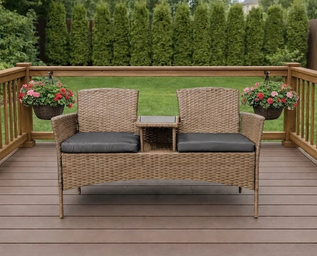 Meble ogrodowe Ratina, dwuosobowa sofa ze stolikiem, kolor naturalny, poduszki szare