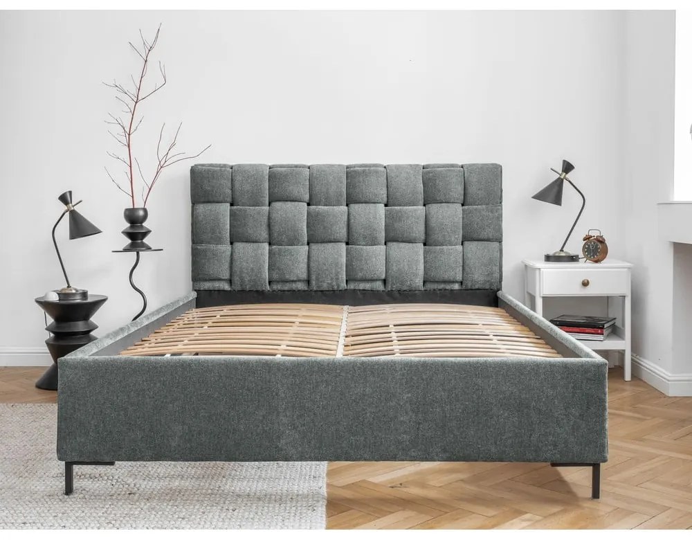 Szarozielone tapicerowane łóżko dwuosobowe ze stelażem 160x200 cm Eve – Miuform