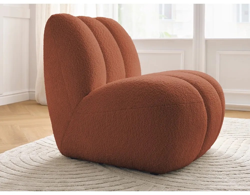 Ceglasty fotel z materiału bouclé Janissaire – Bobochic Paris