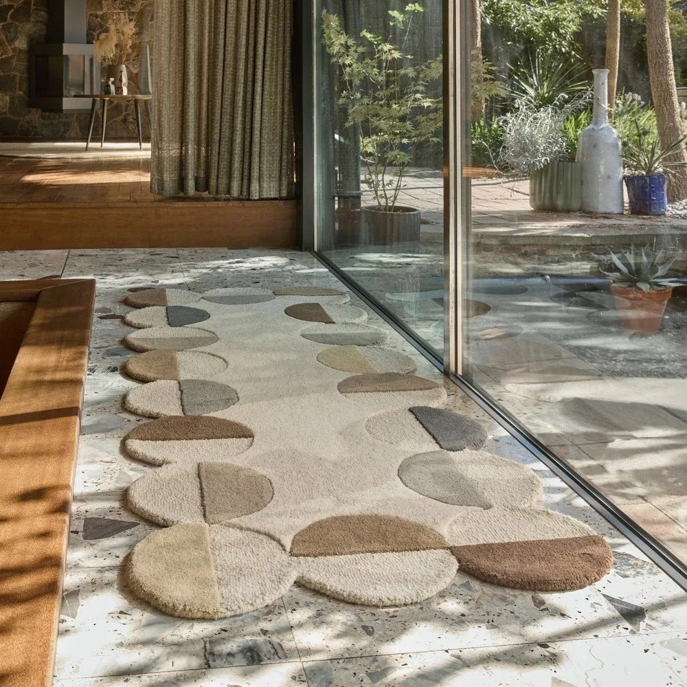 Szarobeżowy wełniany chodnik tkany ręcznie 80x230 cm Mia Scallop Frame – Flair Rugs