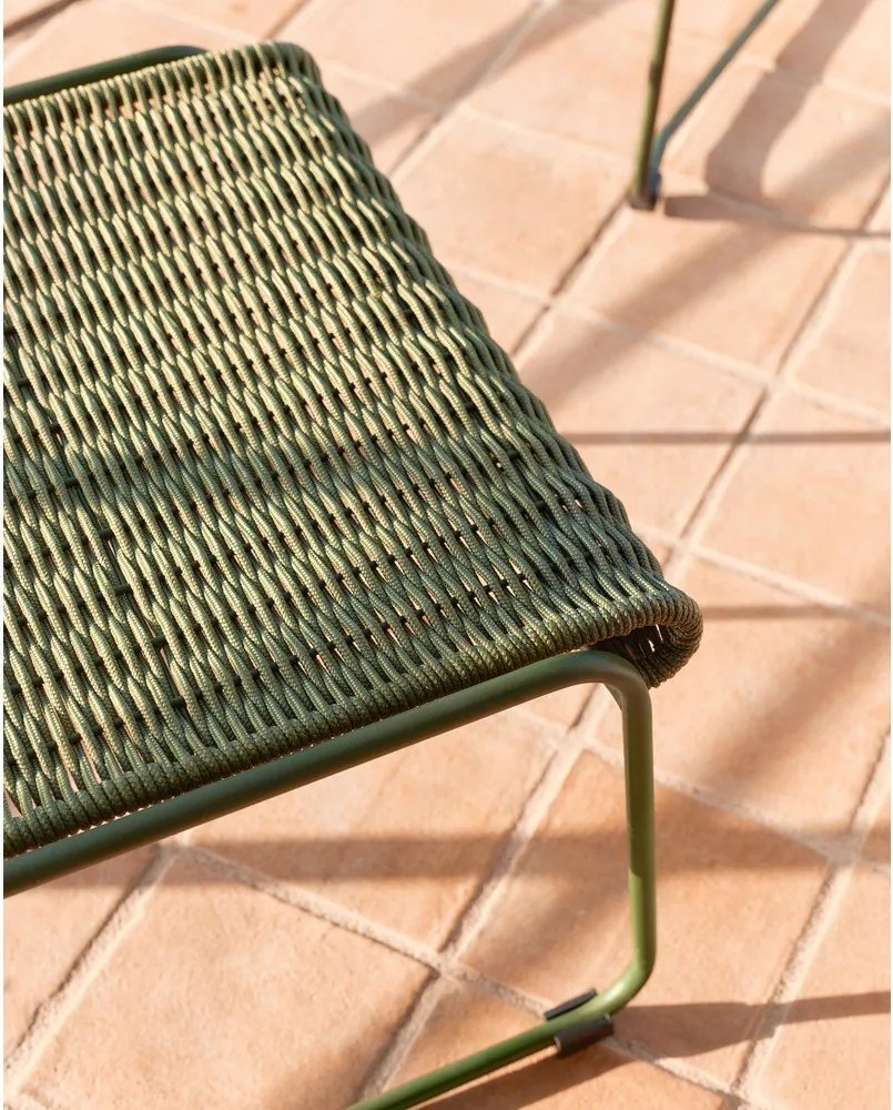 Zielony podnóżek ogrodowy Maurina – Kave Home