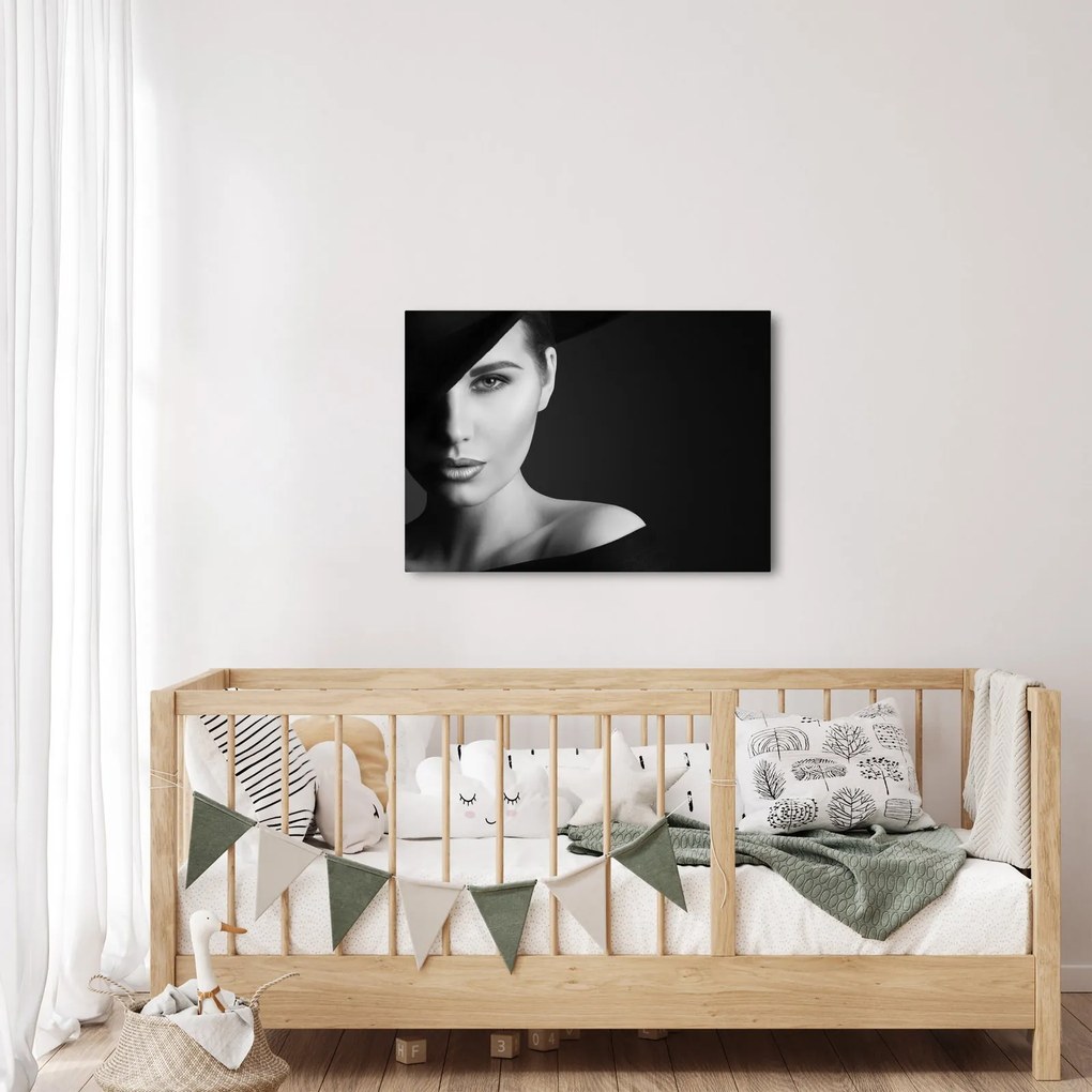 Obraz - Czarno - biały portret kobiety w kapeluszu (70x50 cm)