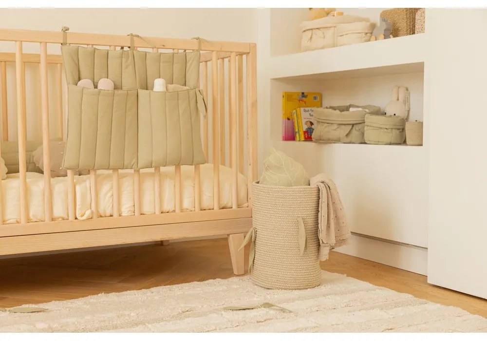 Organizer kieszonkowy na łóżeczko 40 cm Benjamin Olive – Lorena Canals