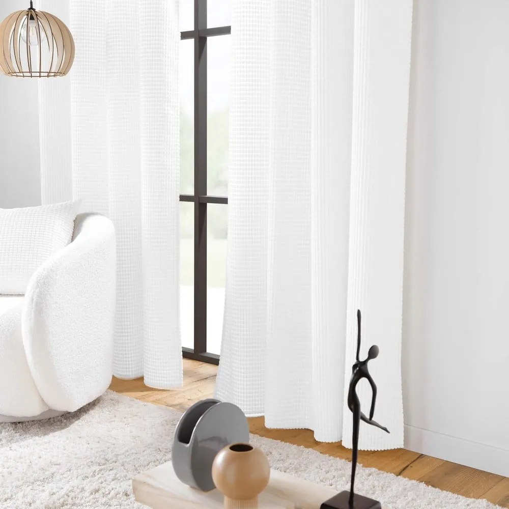 Biała aksamitna zasłona 140x260 cm Swing – douceur d'intérieur