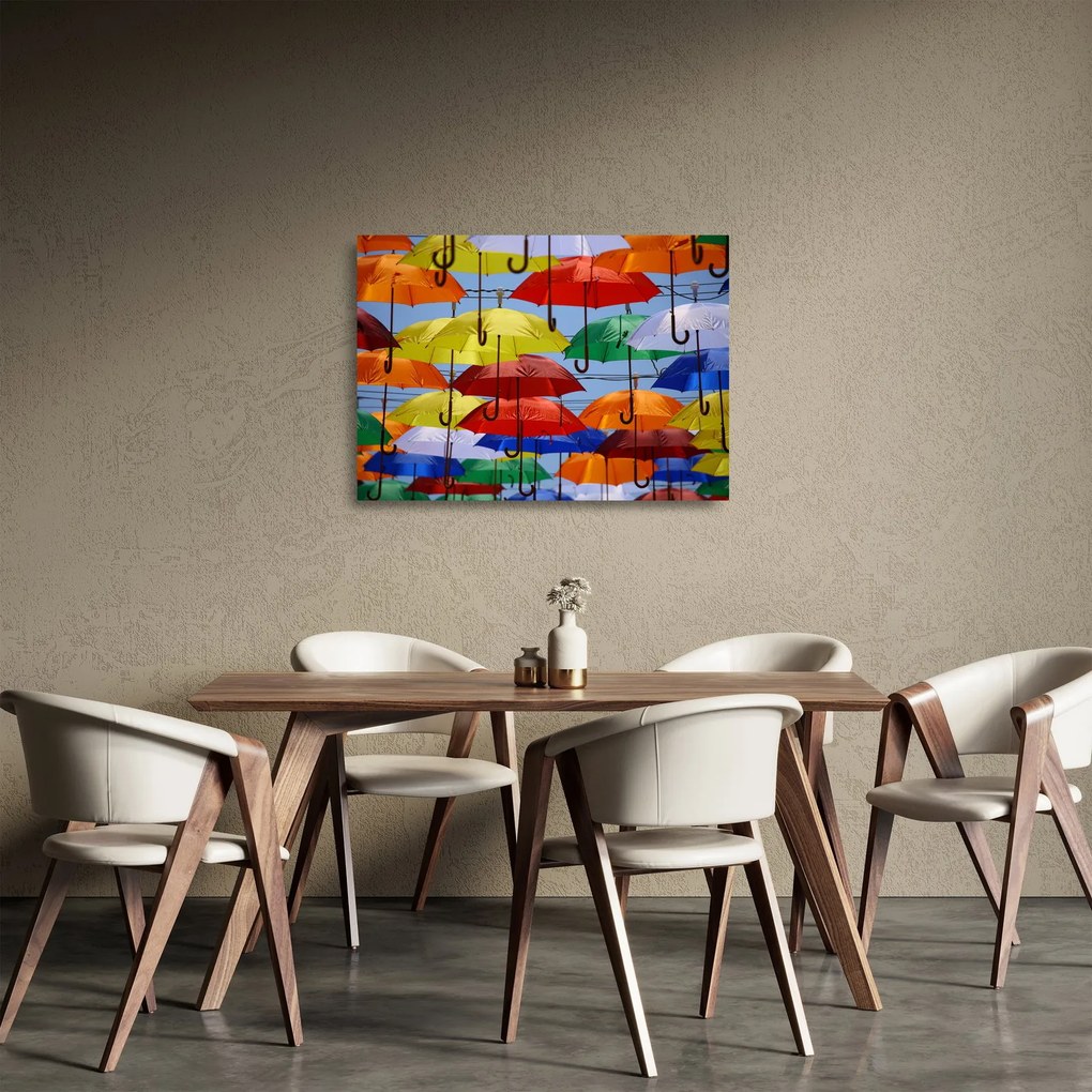 Obraz na szkle kolorowych parasoli (70x50 cm)