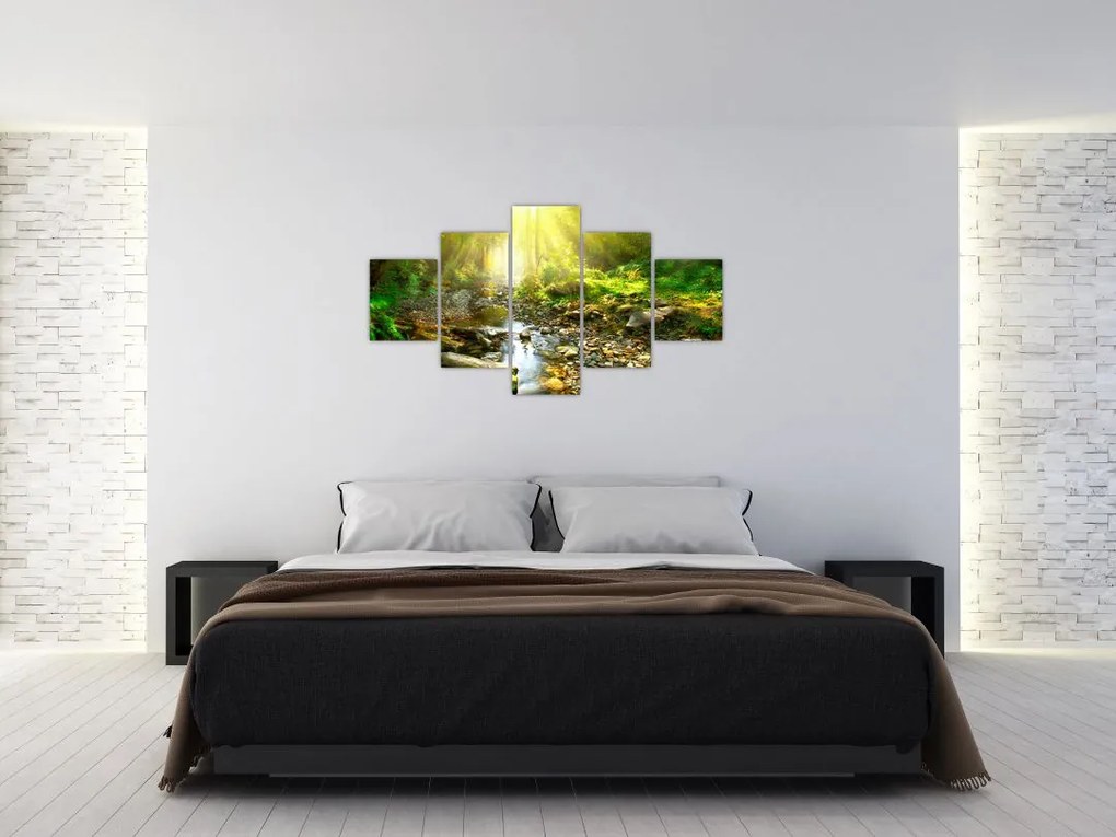 Obraz rzeki w zielonym lesie (125x70 cm)