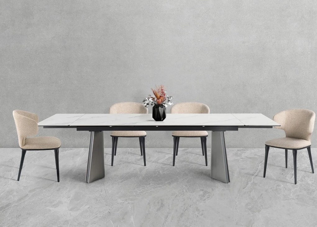 Nowoczesny stół rozkładany Nexus o wymiarach 200(280)×90 cm zachwyca eleganckim blatem z masy ceramicznej i solidną podstawą ze stali szczotkowanej. Styl, trwałość i funkcjonalność w jednym – idealny do jadalni i salonu.