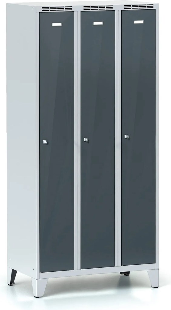 Metalowa szafka ubraniowa S7 na nogach, 3-drzwiowa, 1904 x 900 x 500 mm, demontaż, zamek obrotowy, drzwi ciemnoszare