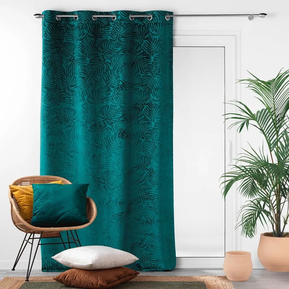 Niebieska aksamitna zasłona 140x240 cm Analia – douceur d'intérieur