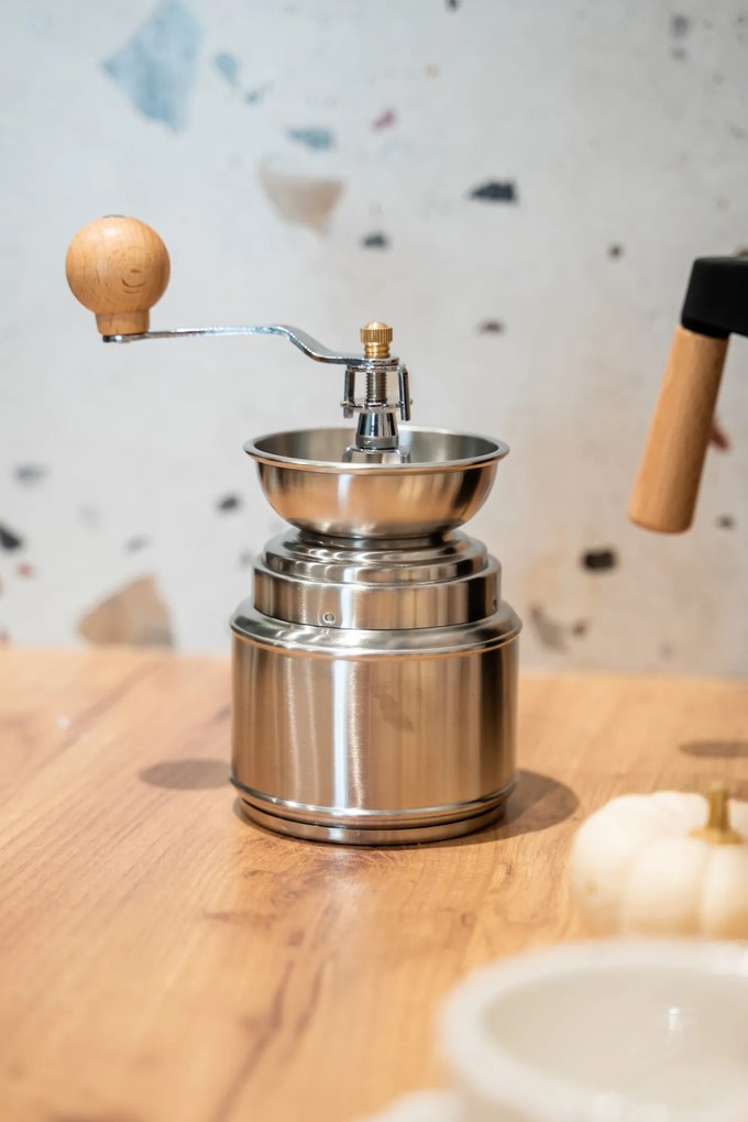 Młynek ręczny do kawy ziarnistej, ZELLER