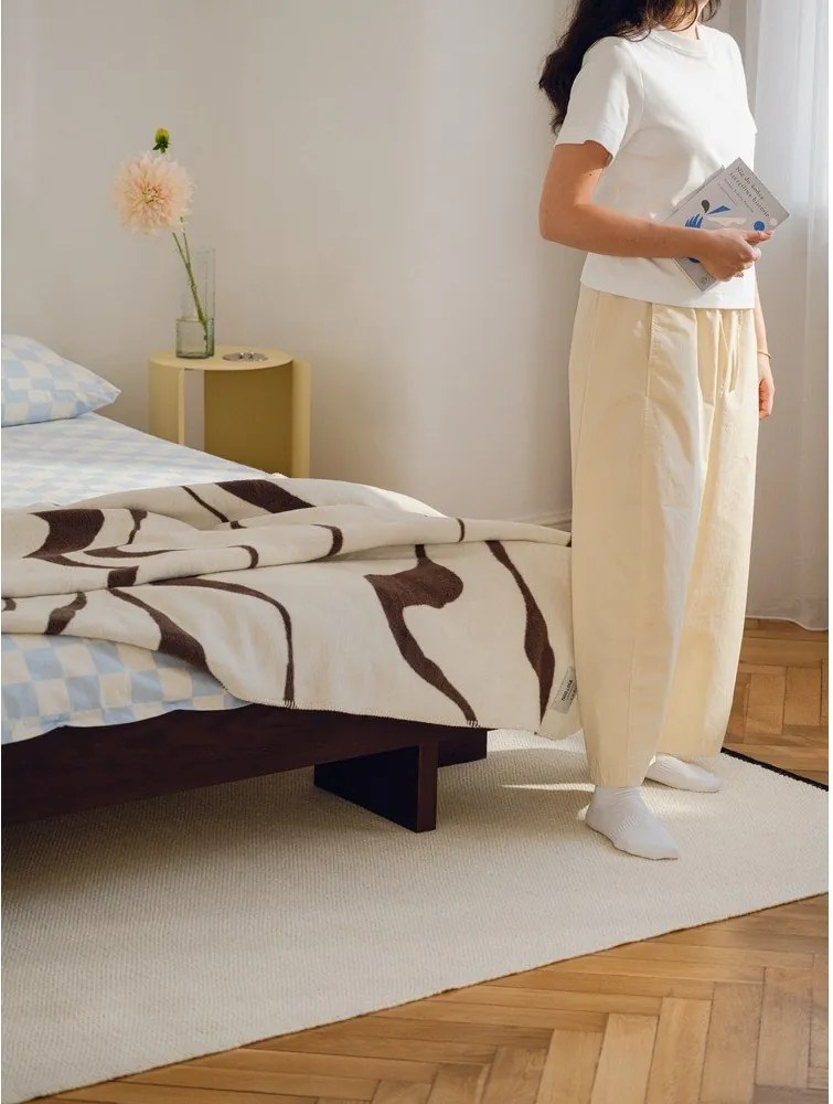 Brązowo-kremowy koc 150x200 cm Felu – noo.ma