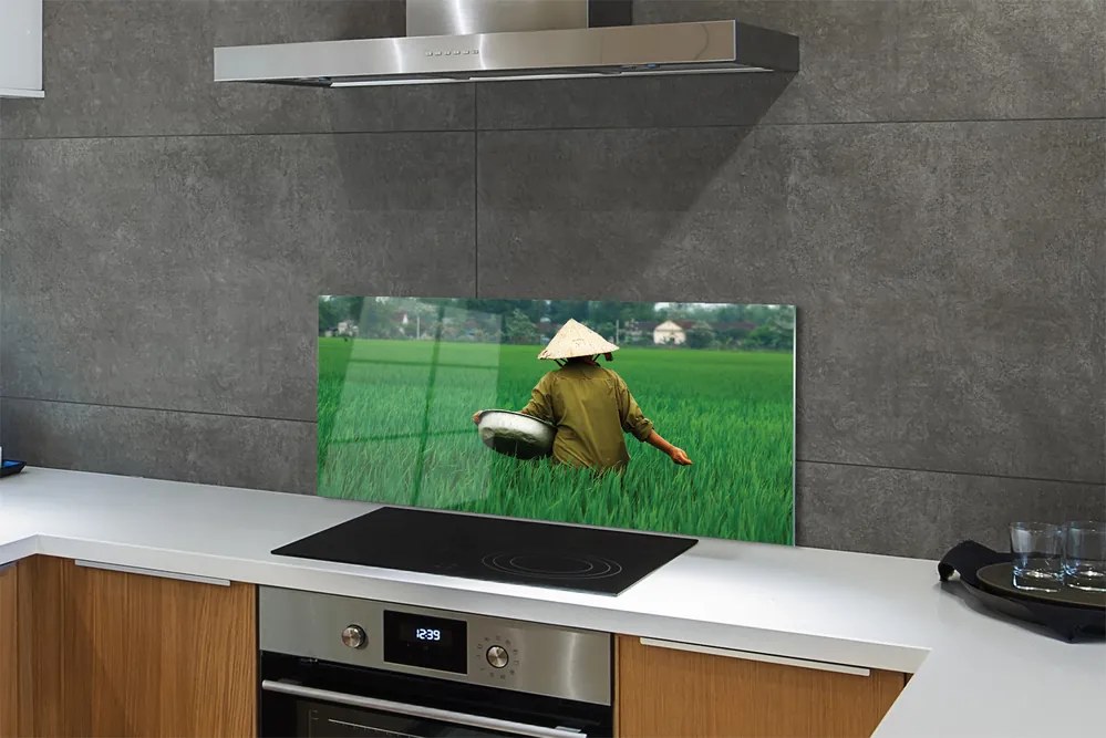 Szklany Panel Człowiek Odpoczywający na Trawie