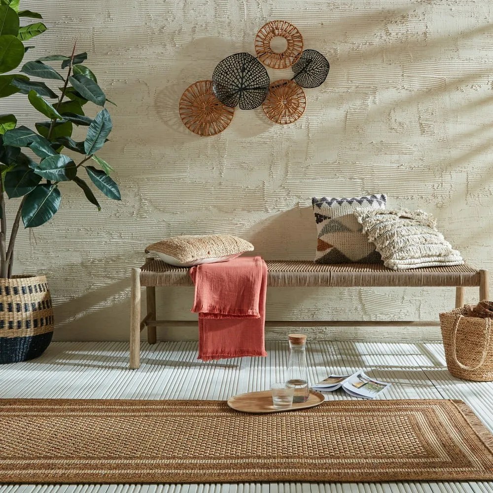Chodnik odpowiedni na zewnątrz w naturalnym kolorze 80x230 cm Layla Border – Flair Rugs