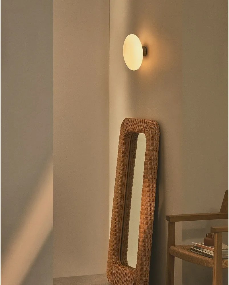 Kinkiet w biało-srebrnym kolorze ø 26 cm Bamila – Kave Home