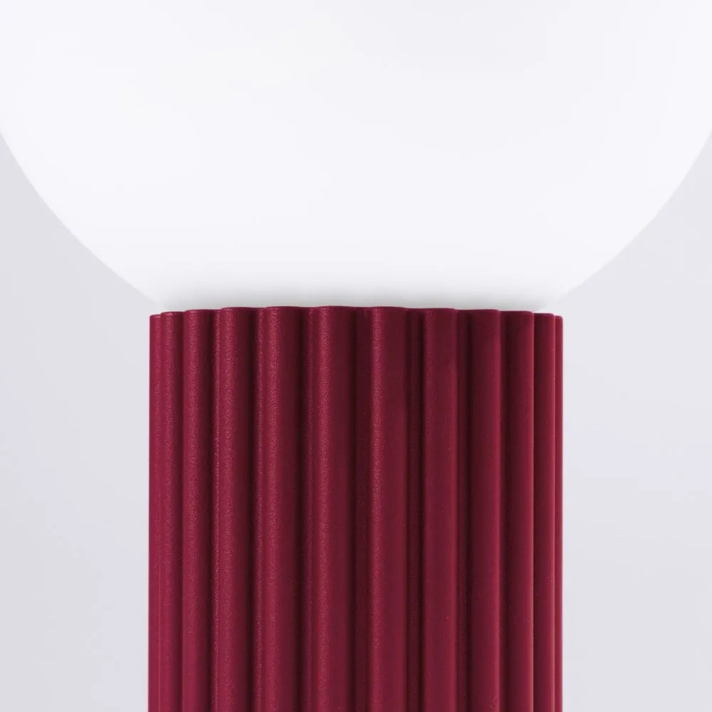 Bordowa lampa stołowa ze szklanym kloszem (wysokość 19 cm) Orbital – Nice Lamps
