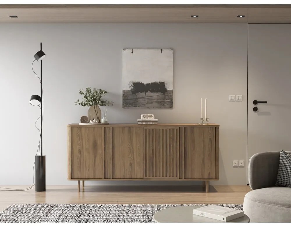 Komoda w dekorze dębu w naturalnym kolorze 180x80x40 cm Salma – Marckeric