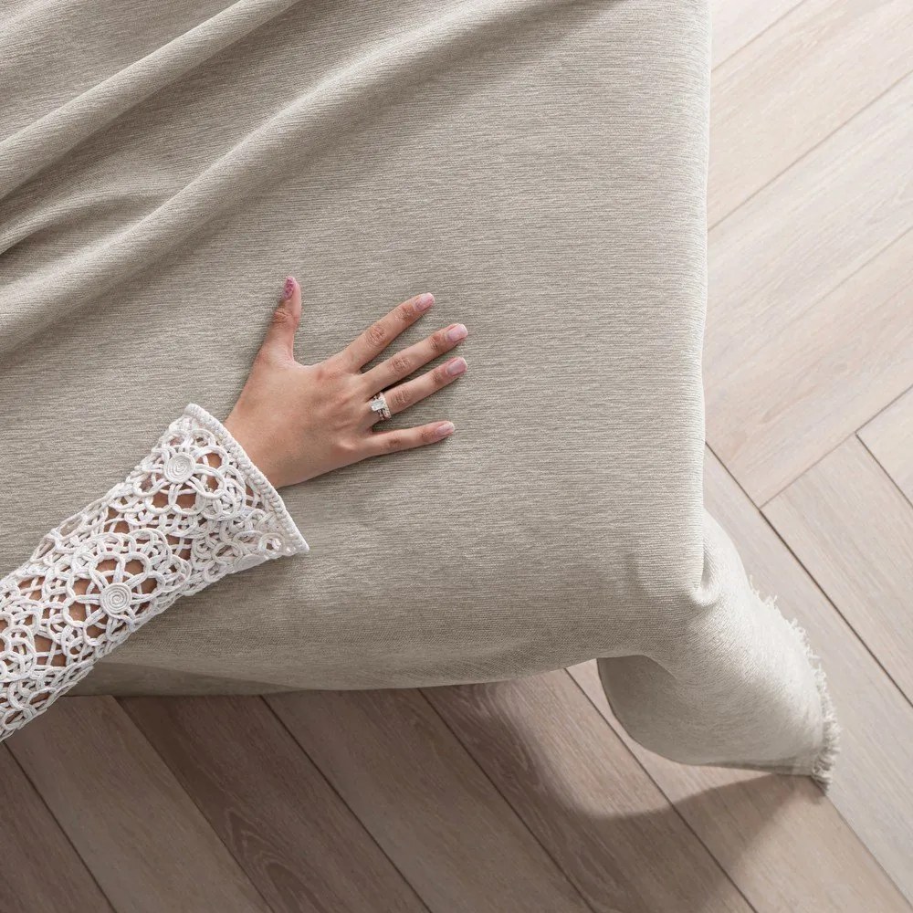 Beżowa narzuta z szenilu 220x240 cm Talo – Filumi