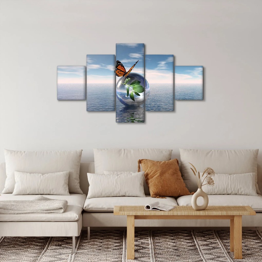 Obraz motyla na szklanej kuli (125x70 cm)