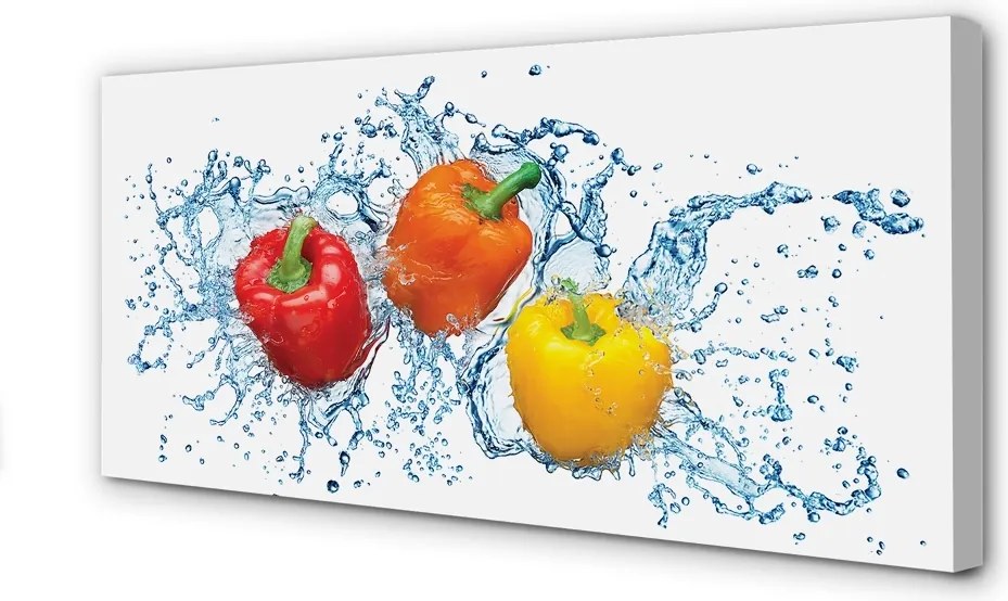 Obraz drukowany na płótnie Papryki w Krystalicznej Wodzie