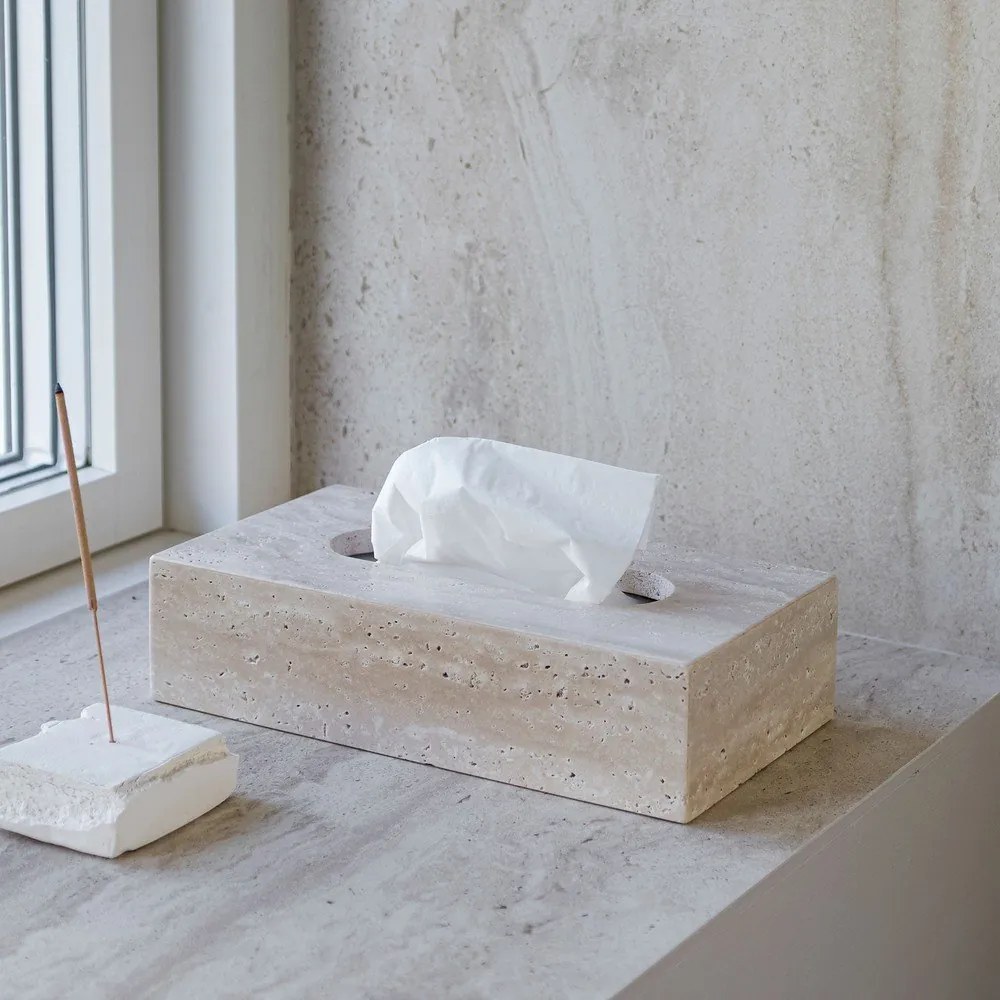 Kamienny pojemnik na chusteczki Travertine – Mette Ditmer Denmark