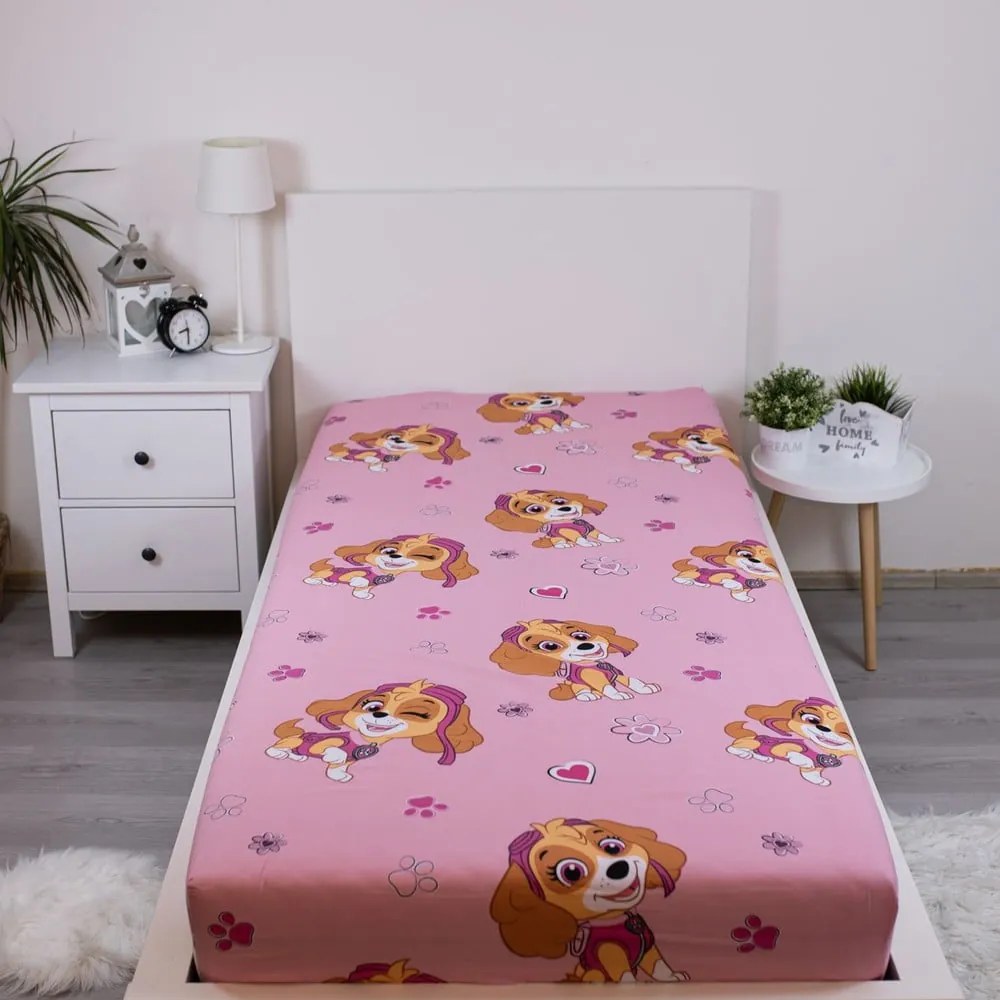 Różowe bawełniane prześcieradło dziecięce jednoosobowe z gumką 90x200 cm Paw Patrol – Jerry Fabrics
