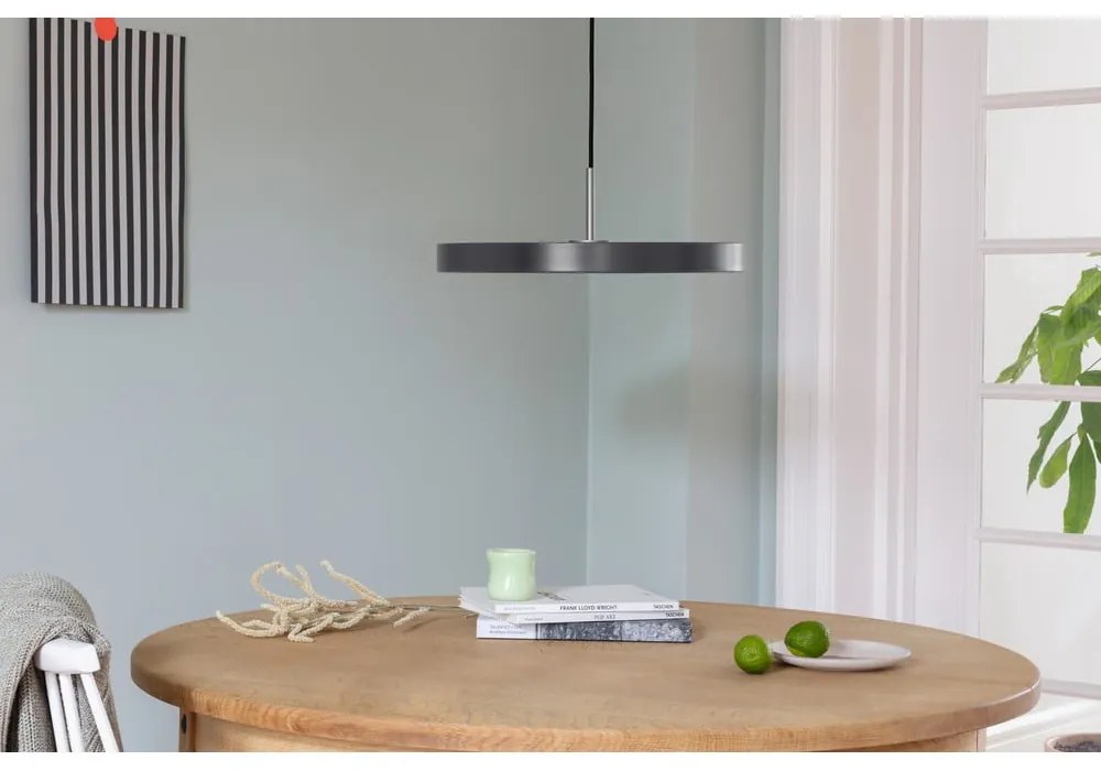 Antracytowa lampa wisząca LED z metalowym kloszem ø 43 cm Asteria Medium – UMAGE