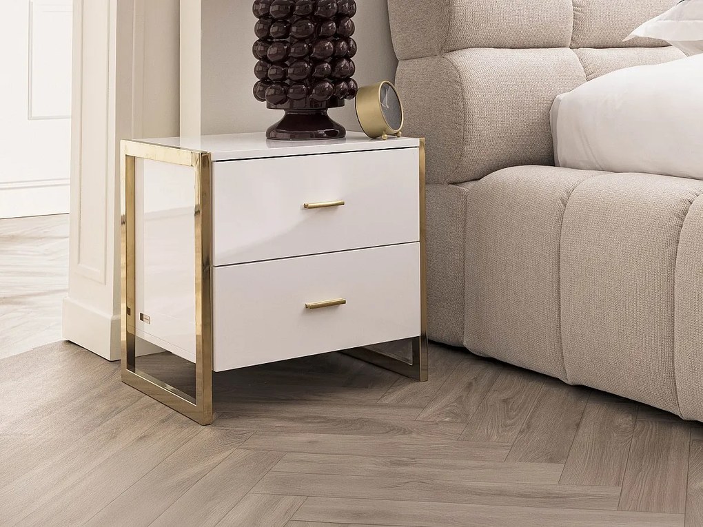 Zestaw 2 szafek nocnych z 2 szufladami - MDF - Biały lakierowany i złoty - OMBRELIA Pascala Morabito