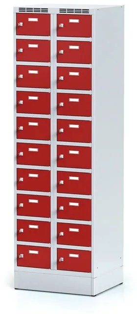 Alfa 3 Szafka skrytkowa na cokole, 20 schowków, 1920 x 600 x 500 mm, zamek cylindryczny, drzwi czerwone