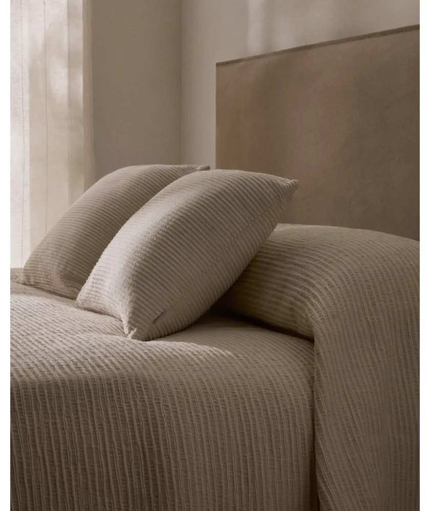 Beżowa żakardowa narzuta pikowana 240x260 cm Vindi – Kave Home